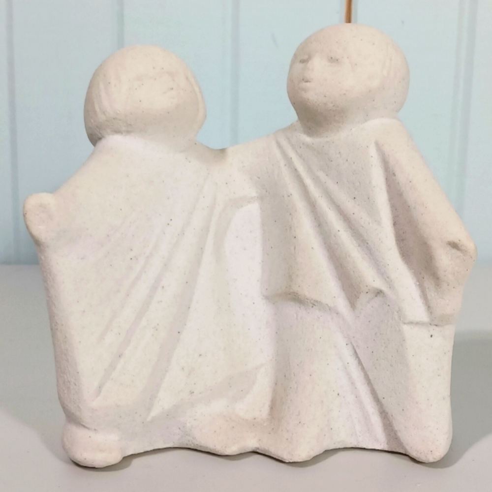 Vintage stone art Belgium MARBELL 2 childs